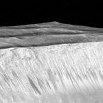 38417 Выдвинута новая гипотеза происхождения тёмных полос на Марсе (3 фото + видео)