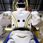 40245 Человекоподобный робот, разработанный в NASA, показал свои возможности (видео)