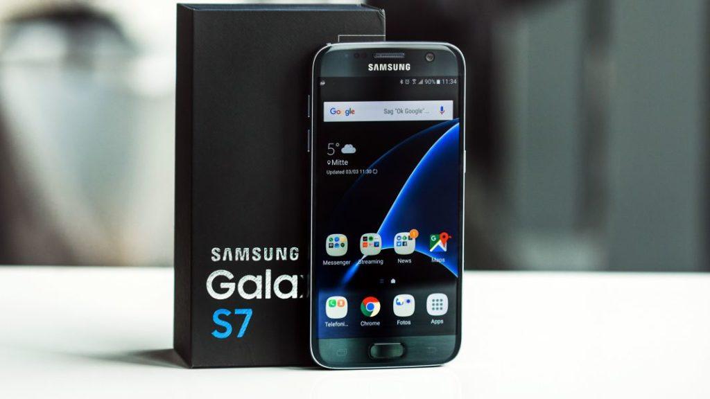 43594 Samsung Galaxy S7 упал в цене