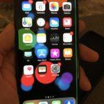 43373 Зеленая полоса на дисплее iPhone X – очередная проблема производителя