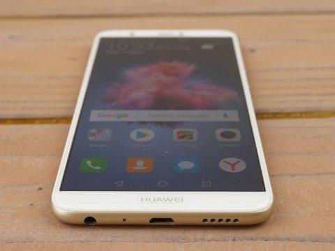 Обзор смартфона Huawei P Smart