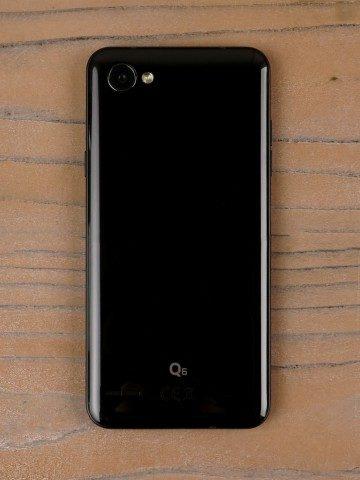 Обзор смартфона LG Q6