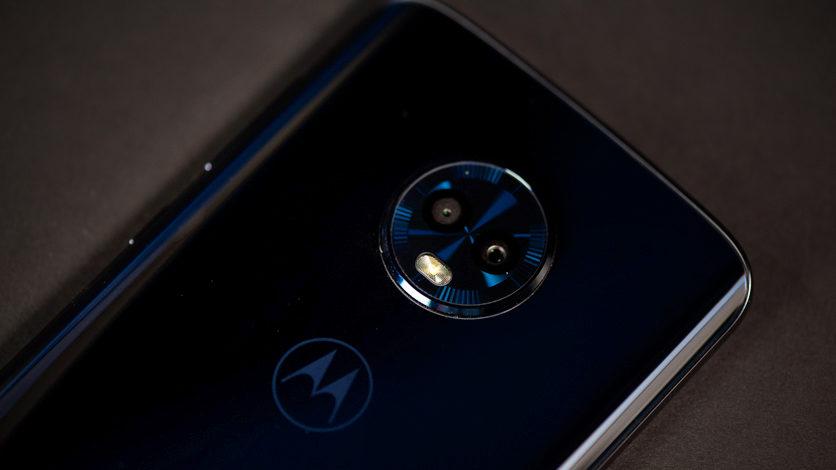 Описание смартфона Motorola Moto G6