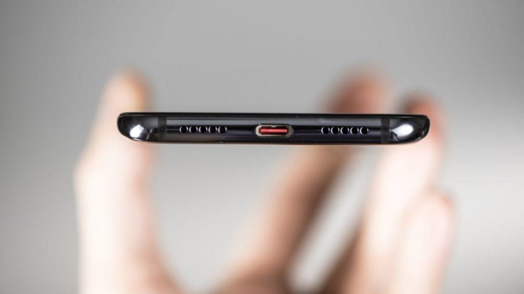 Описание смартфона Xiaomi Mi8 Pro