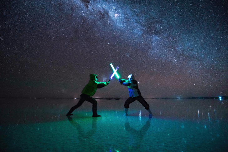 Star Wars – Поединки на звёздных мечах в самой большой соляной пустыне