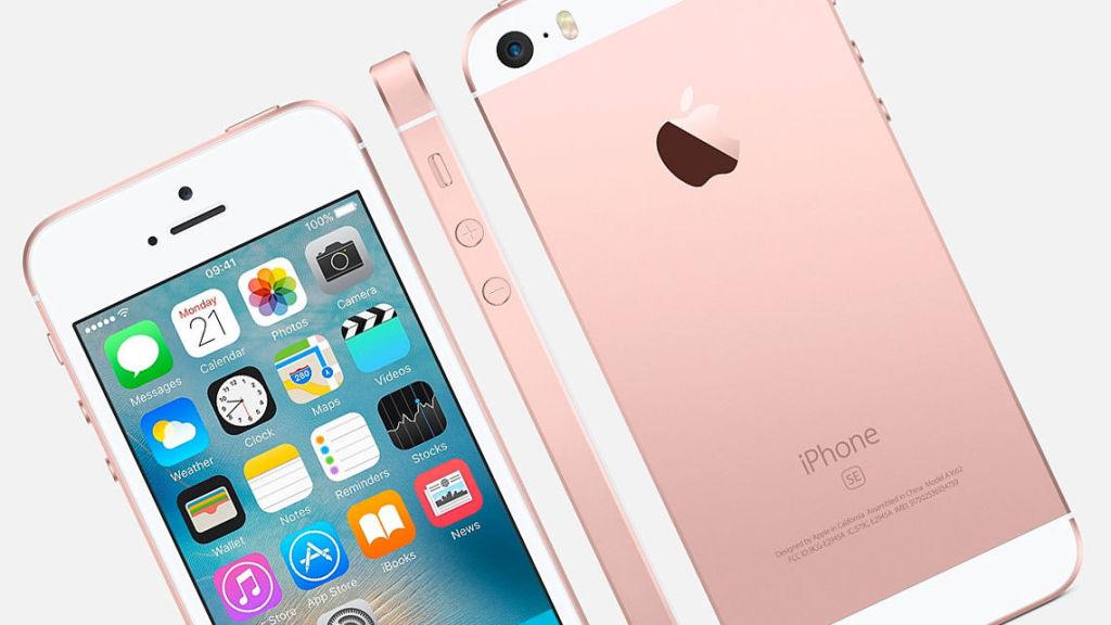Продажи iPhone SE резко выросли и из-за низкой стоимости смартфона