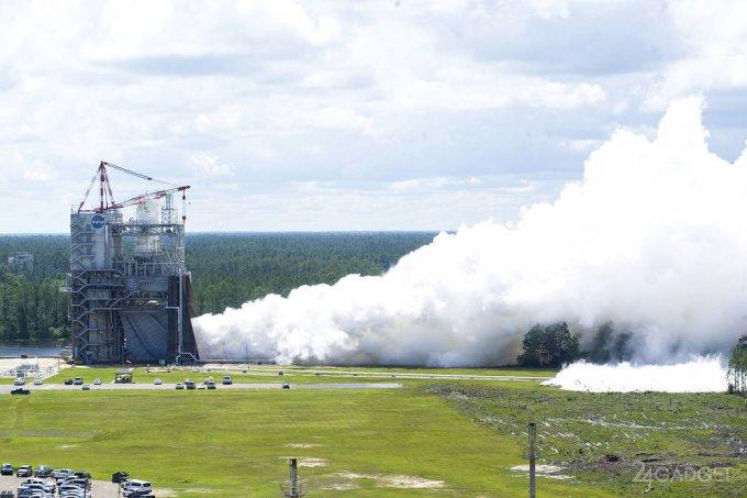 Огневые испытания двигателя сверхтяжелой ракеты SLS (видео)