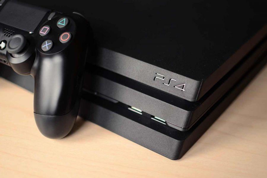 Sony бесплатно раздает PlayStation 4