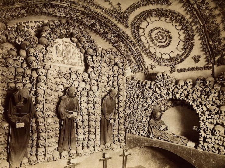 Костница в Седлеце – церковь с интерьером из 40 000 человеческих скелетов