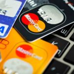 66907 С 6 марта банковские карты MasterCard и Visa от всех российских банков перестали работать